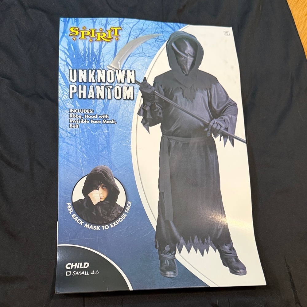 Kids Black Hooded Costume "Unknown Phantom" from Spirit Halloween size S 4-6 - Picture 3 of 8